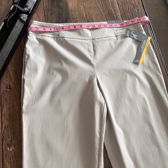 JM Collection Tan Straight Leg Tailored Trousers NWT - Picture 3 of 5